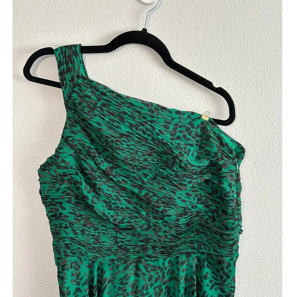 Halston Heritage One Shoulder Asymmetrical Ruched Emerald Cheetah Print Dress - Picture 6 of 14